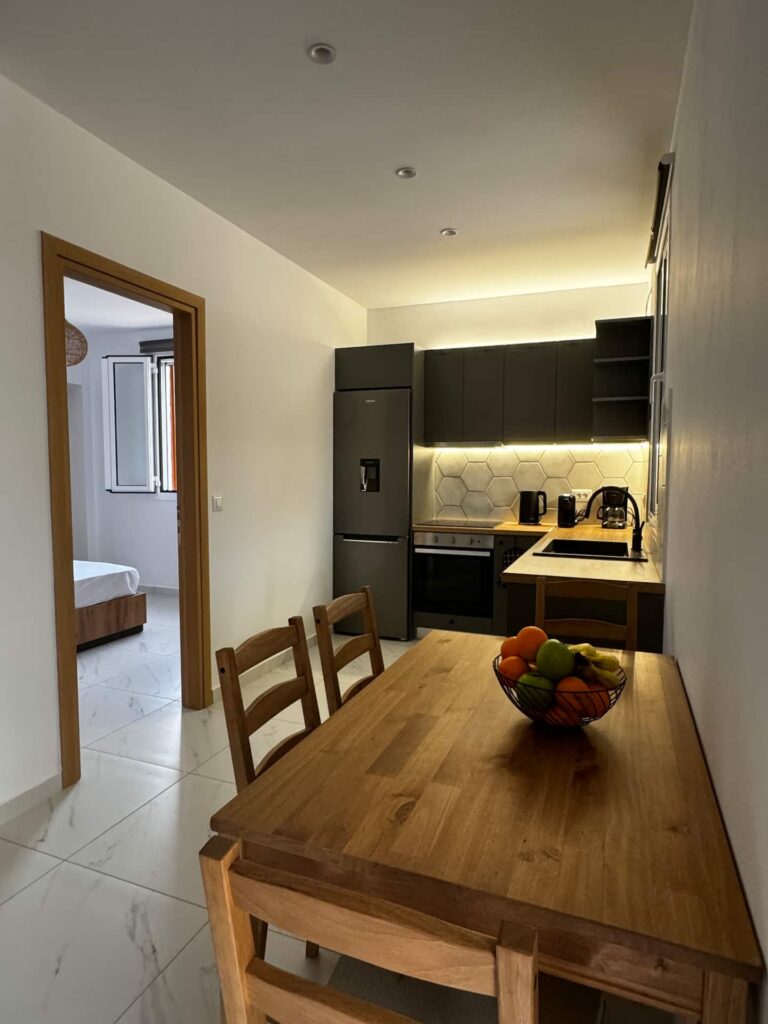 Kitchen and dining table